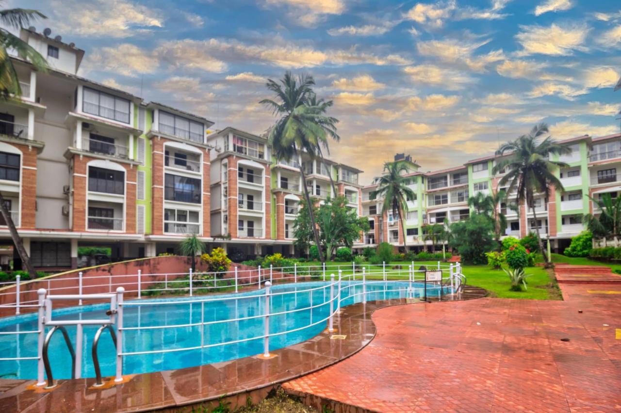 Amazing Pool View Candolim Goa 2Bhk Apartment Kültér fotó