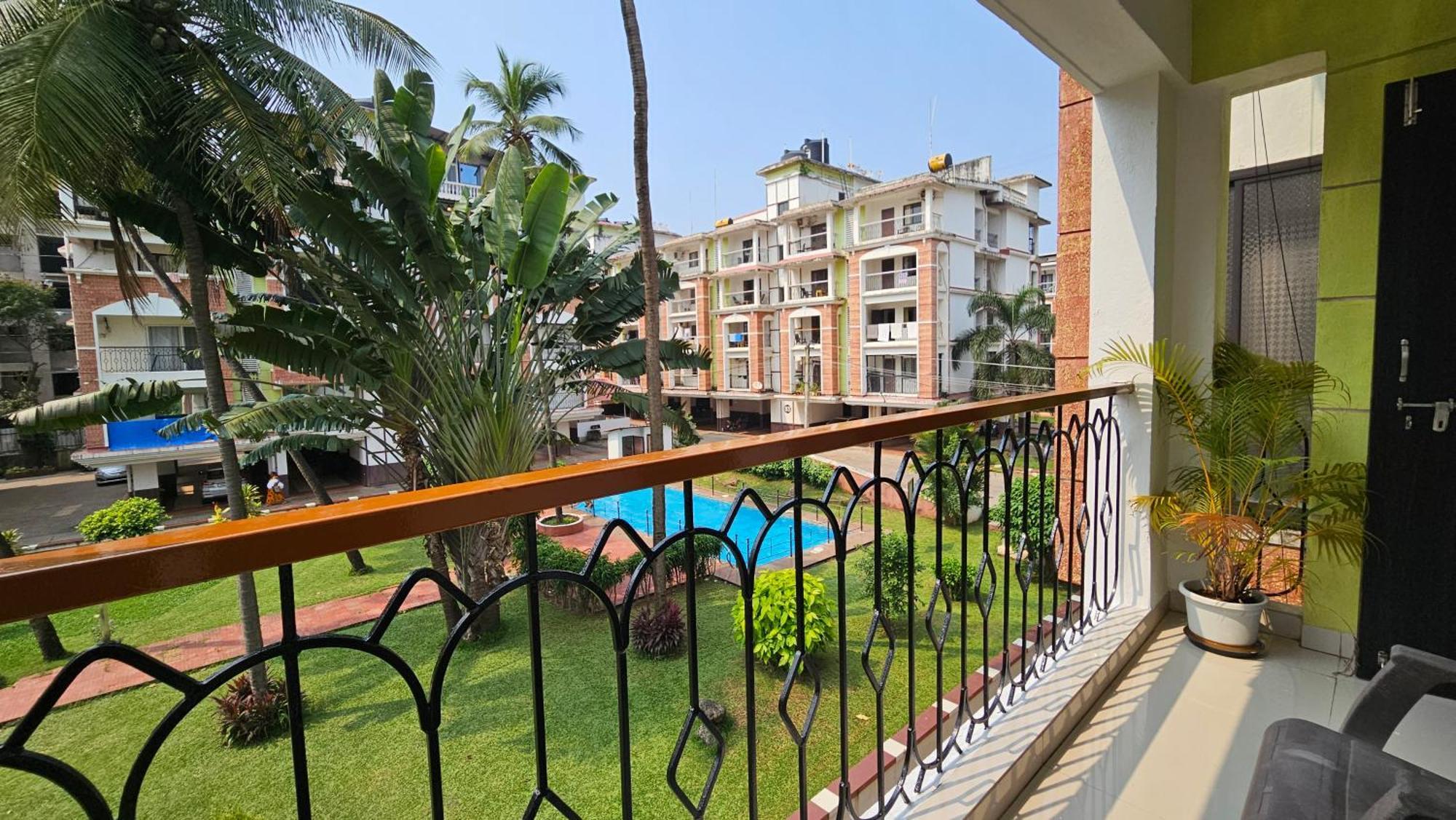 Amazing Pool View Candolim Goa 2Bhk Apartment Kültér fotó
